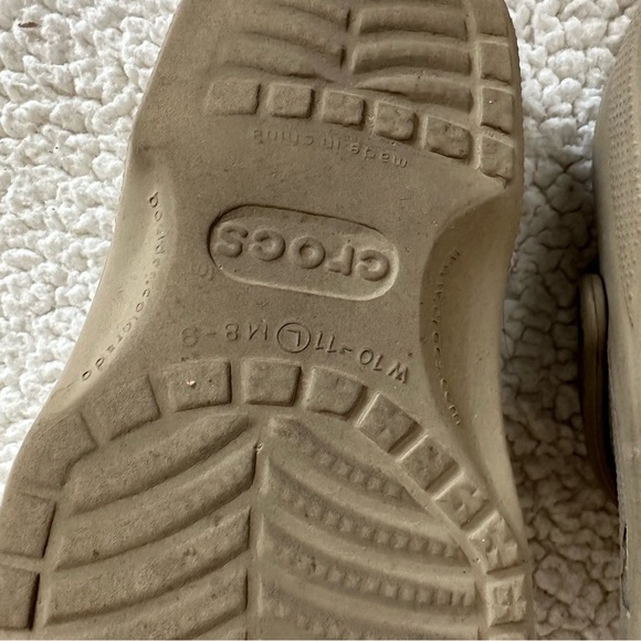 Crocs men’s classic clog sandals size 8-9 - Picture 5 of 5